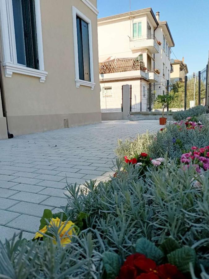 Arcobaleno Room Venezia Mestre Exterior photo